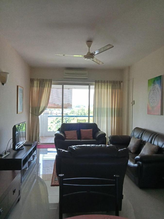 Zna Prop D Seri Bulan Resort,Pd Max 5 Guests Port Dickson Kültér fotó